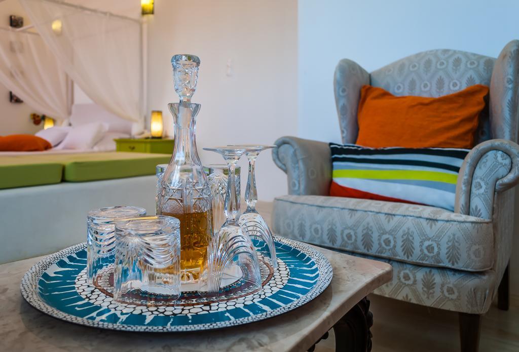 Eiriana Luxury Suites Πλάκα Μήλου Εξωτερικό φωτογραφία