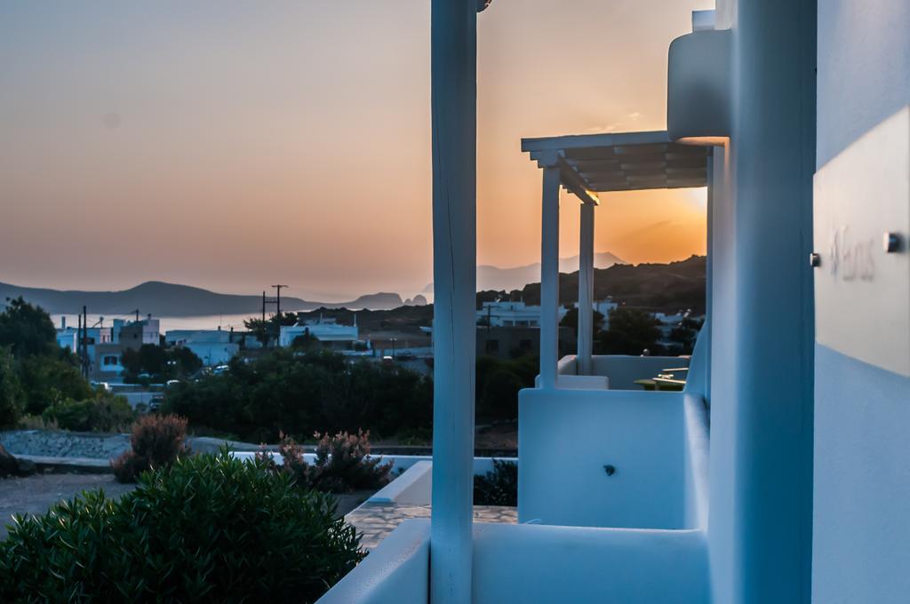 Eiriana Luxury Suites Πλάκα Μήλου Εξωτερικό φωτογραφία