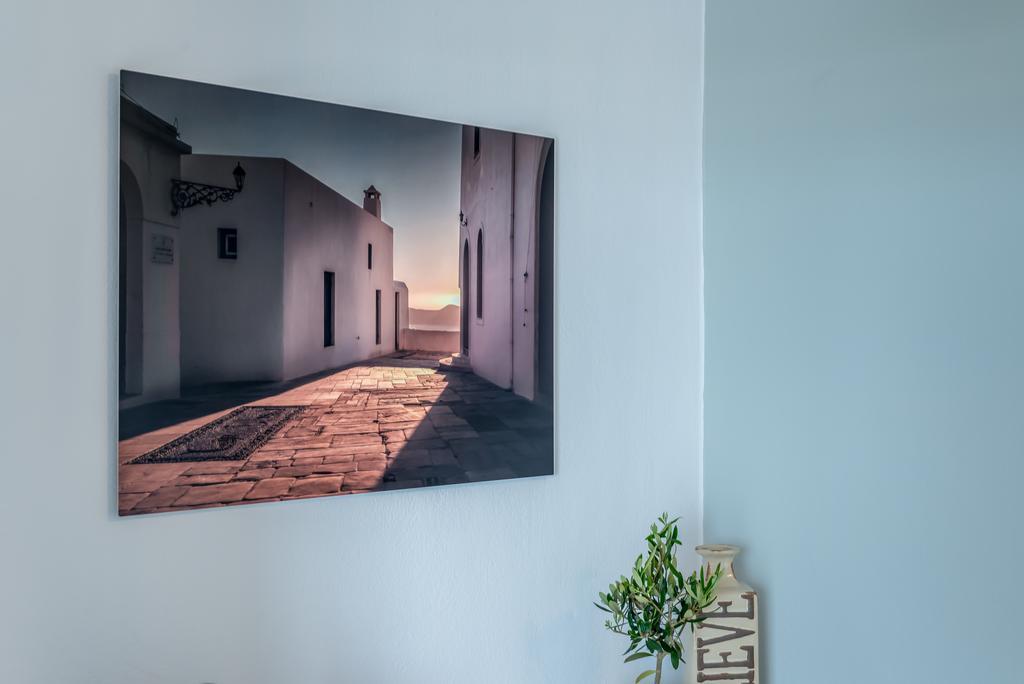 Eiriana Luxury Suites Πλάκα Μήλου Εξωτερικό φωτογραφία