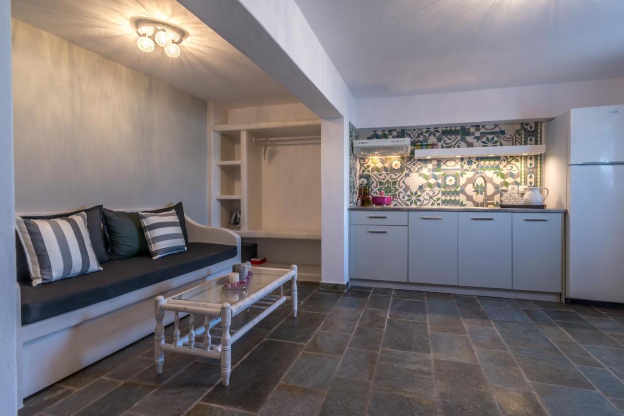 Eiriana Luxury Suites Πλάκα Μήλου Εξωτερικό φωτογραφία