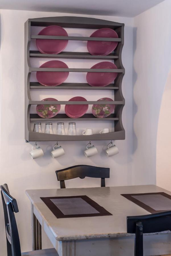 Eiriana Luxury Suites Πλάκα Μήλου Εξωτερικό φωτογραφία