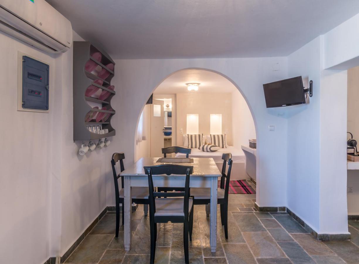 Eiriana Luxury Suites Πλάκα Μήλου Εξωτερικό φωτογραφία